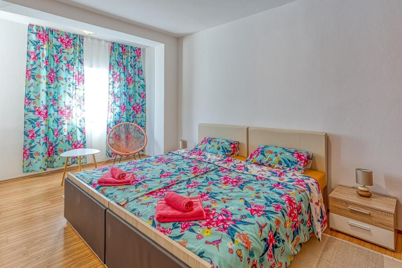 Apartment Gaby With Balcony Пореч Экстерьер фото
