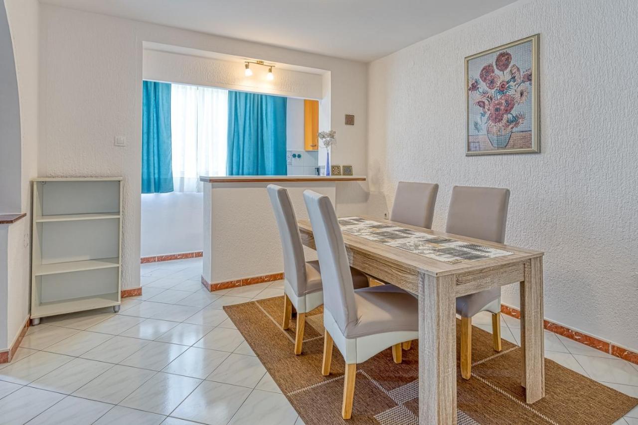 Apartment Gaby With Balcony Пореч Экстерьер фото