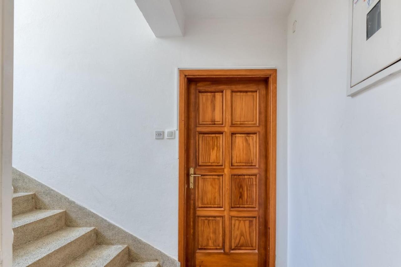 Apartment Gaby With Balcony Пореч Экстерьер фото